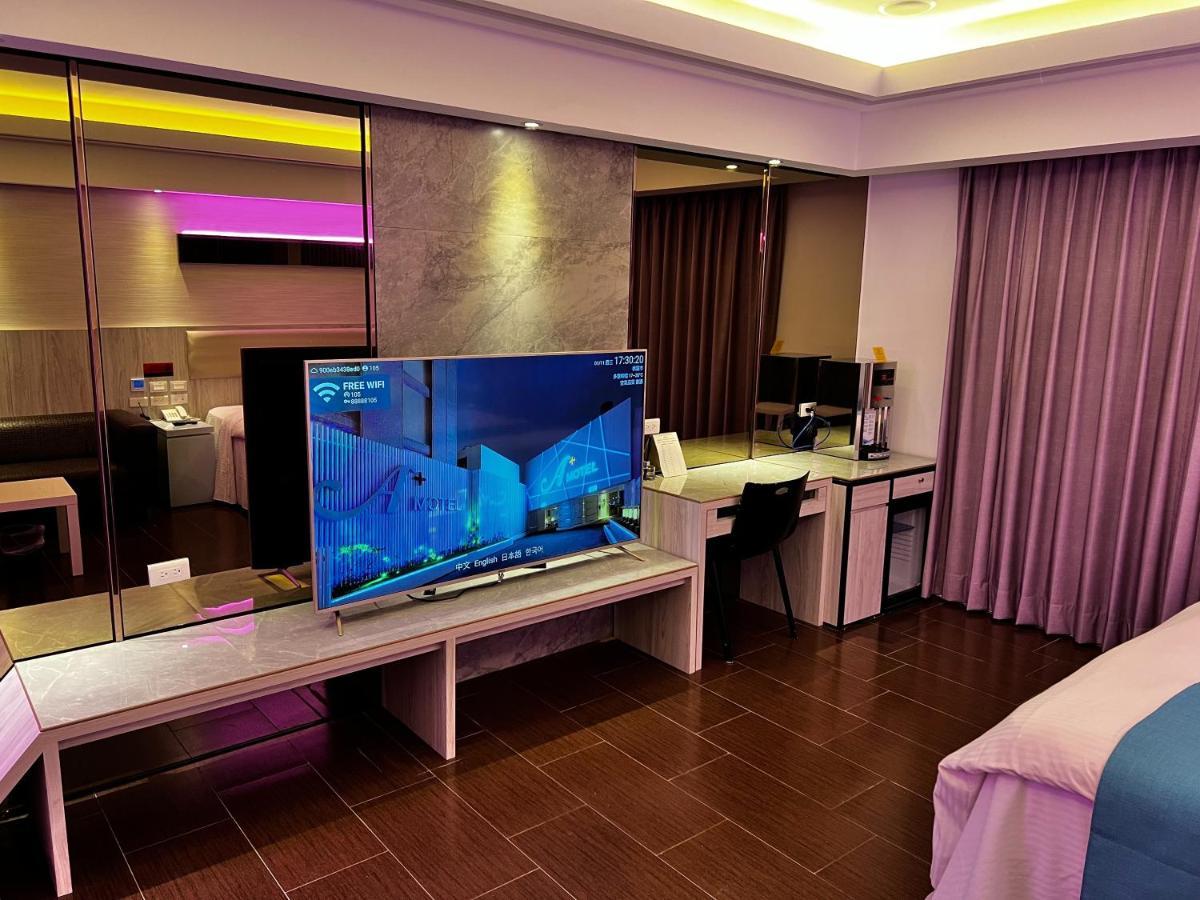 King Motel王者 桃園市旅館177號 Экстерьер фото